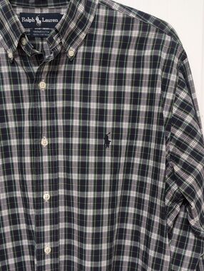 Ralph Lauren Yarmouth Cotton Plaid Button Down Shirt. Size Medium. Neck 15 1/2